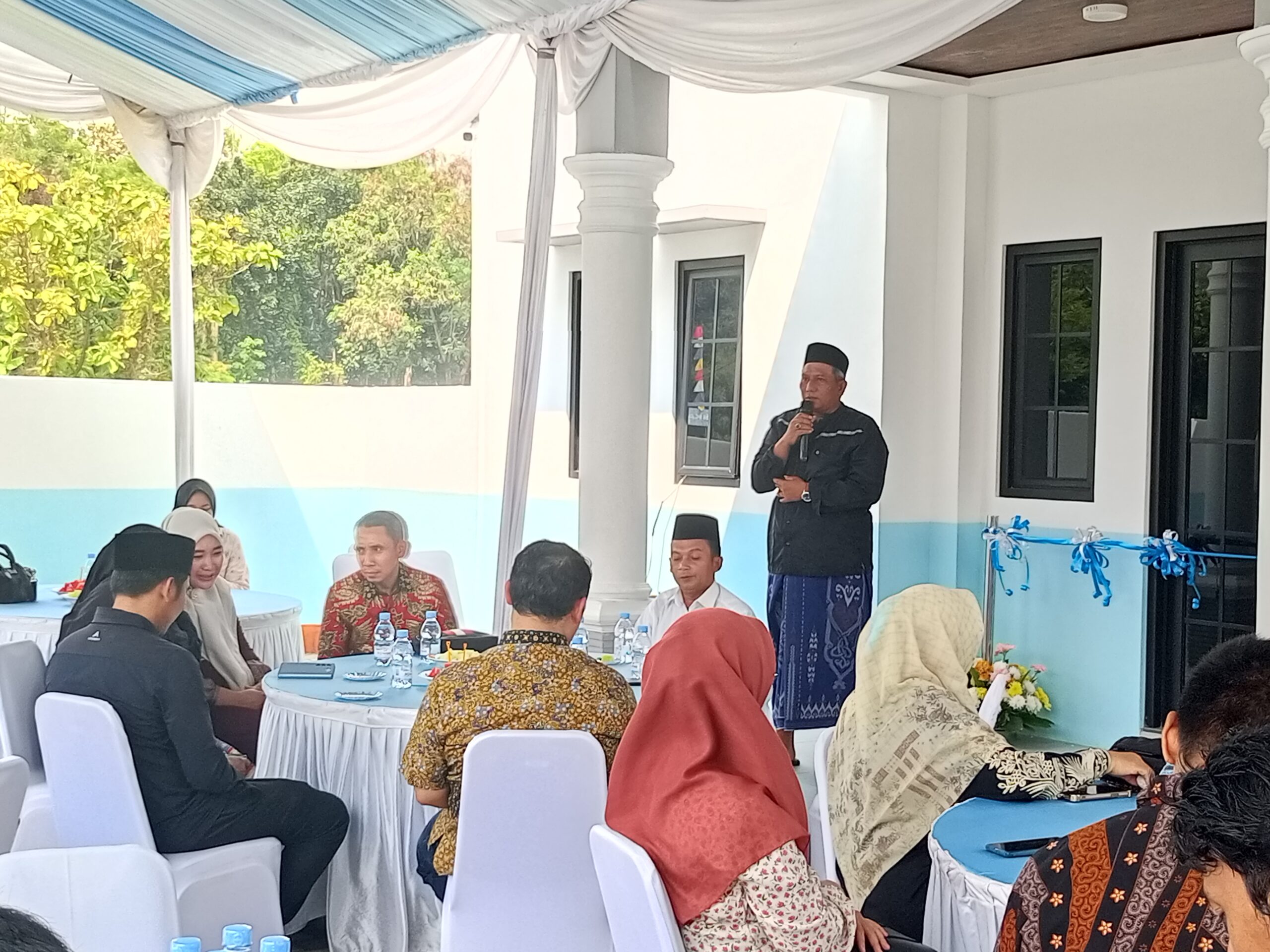 Babinsa Koramil 0620-03/Talun Hadiri Peresmian SPPG Desa Kerandon kecamatan Talun, kecamatan Cirebon.